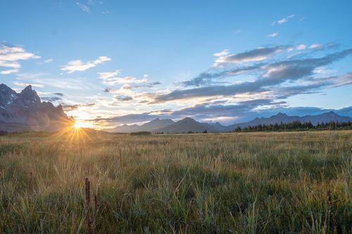 Закат в долине