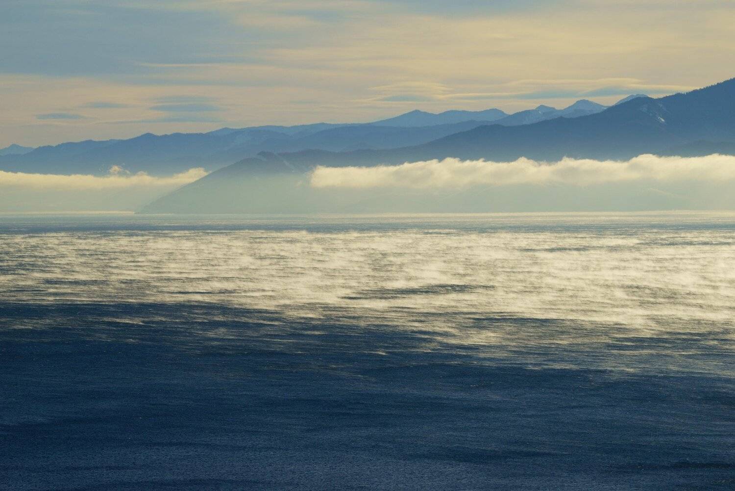 russia,irkutsk,sludyanka,baikal,lake,fog,wave,cloud,mountain,winter,wind,baikal, Shin