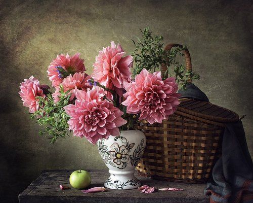 Из серии Сезон георгин