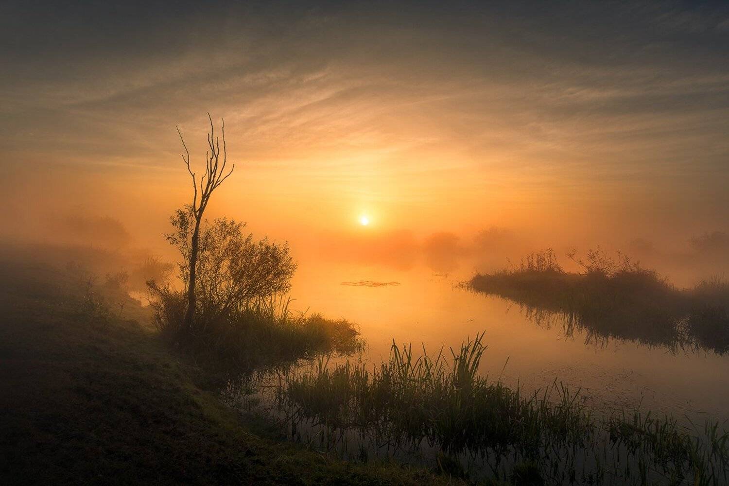 Calm, Dawn, Hardships, Hope, Longing, Magic, Morning, River, Soothing, Sun, Sunrise, Victory, Bartłomiej Kończak