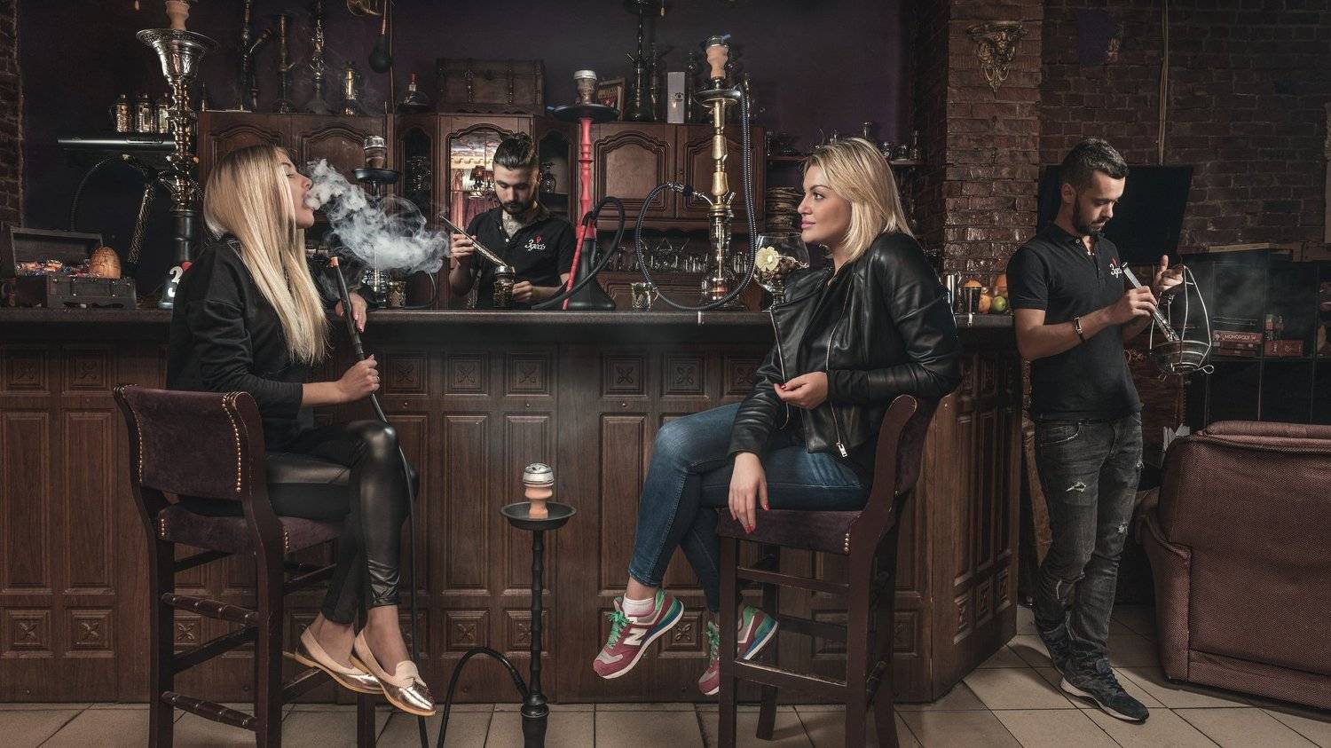 peoples, hookah, smoke, smoking, evening, women, men, Andrei Boldyshev