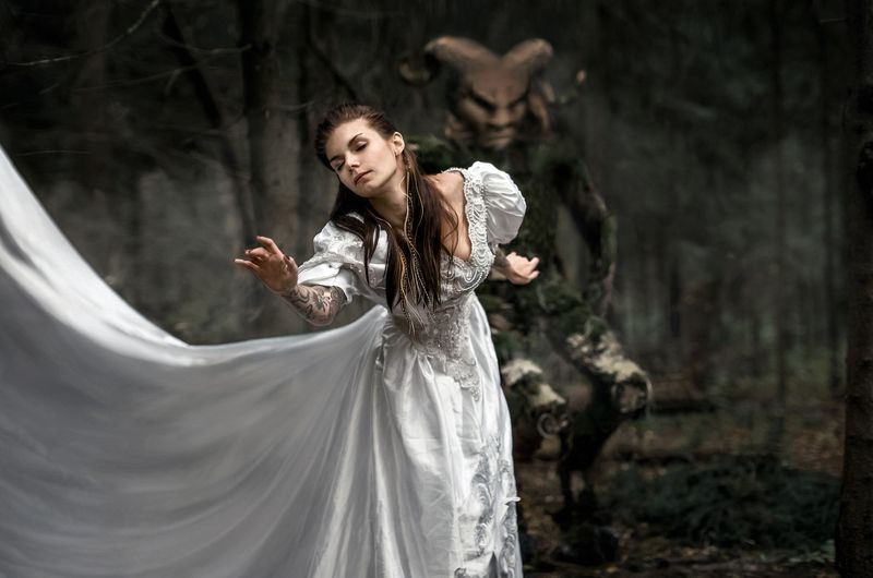 сказка, лес, девушка, мистика, арт, волосы, фавн, ужасы  фото превью