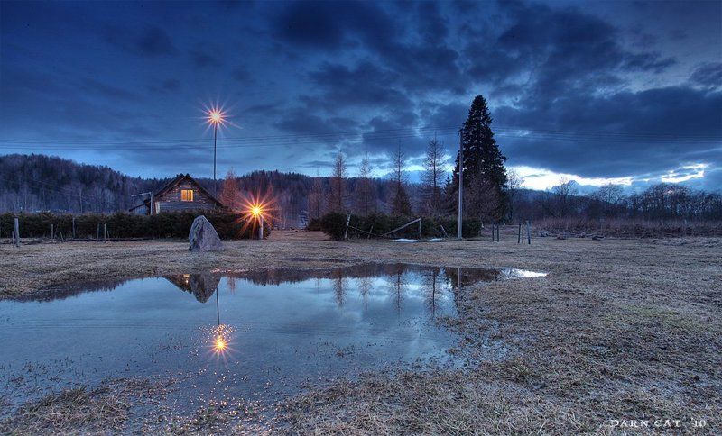 вепсский, край, вечер, дом, фонарь, лужа, камень, дом Вечера на хуторе близ Ояти.. фото превью
