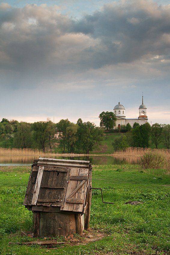 колодец, вечер, церковь, озеро, Владимир Костылев