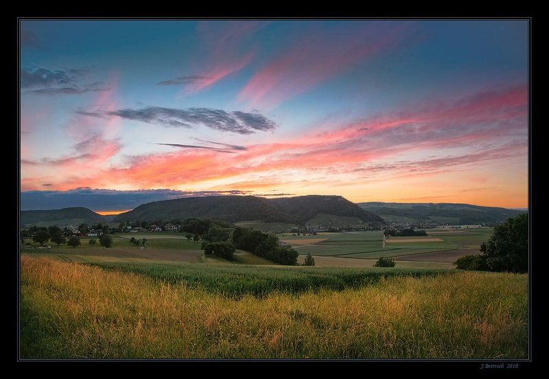 Летний вечер краски разлил фото превью