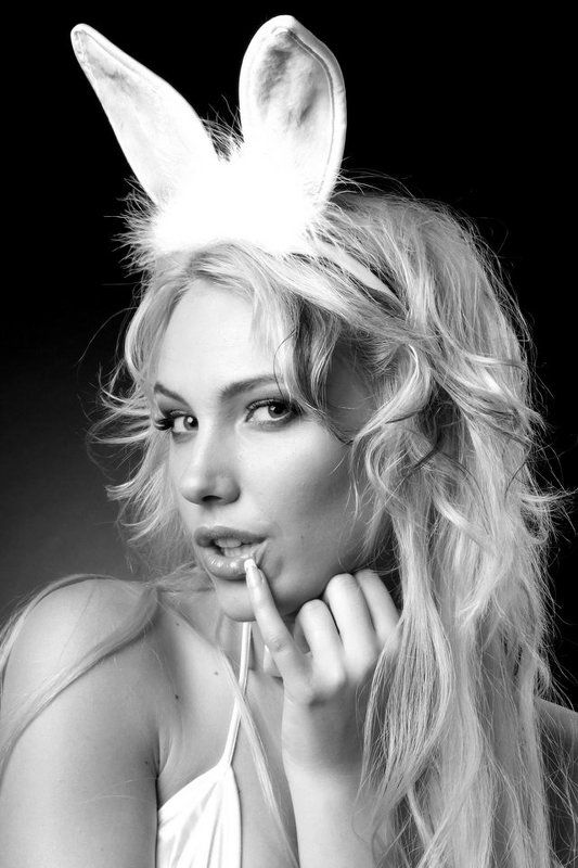 модель,портрет,девушка зайка фото превью