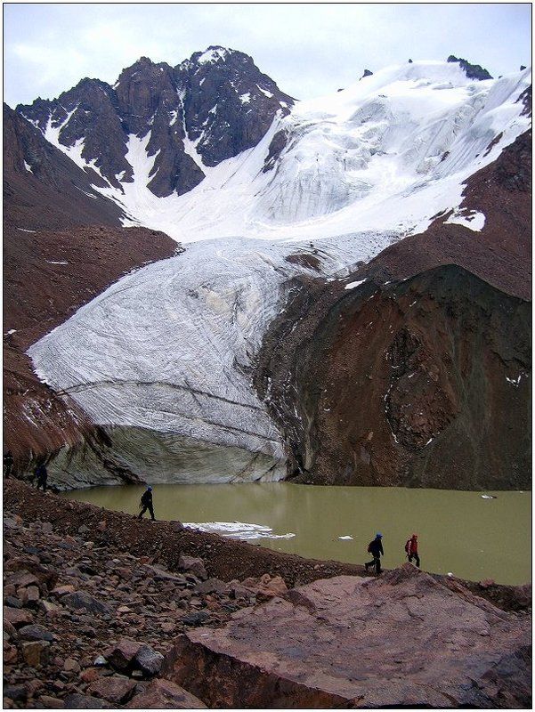 горы,тянь-шань, ледник, озеро Мороженное в шоколаде. фото превью
