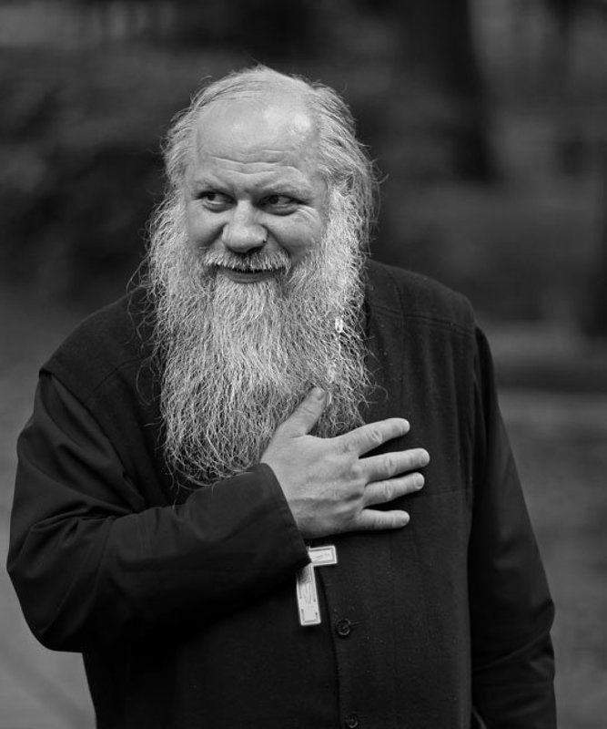 Батюшка фото превью