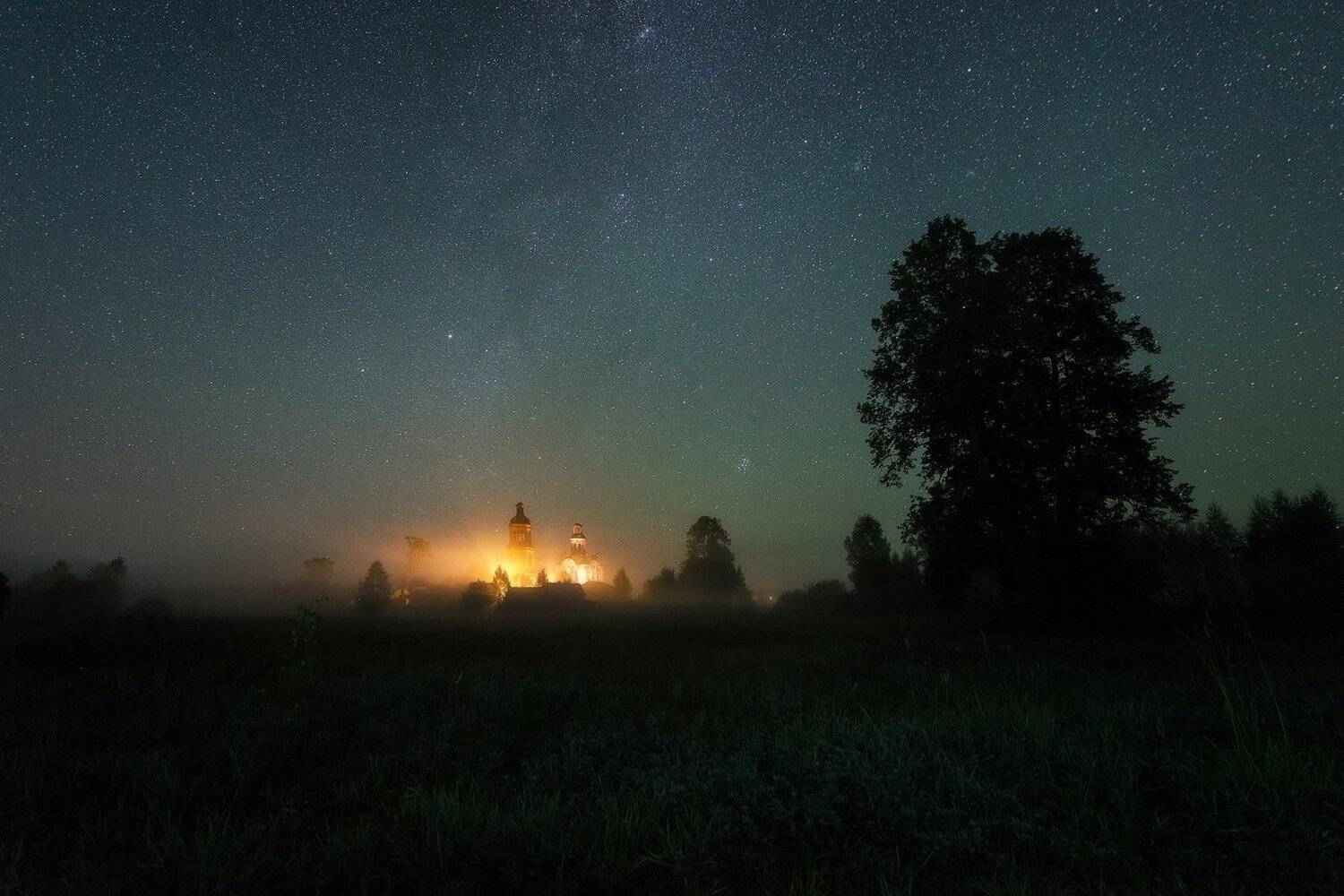 , Устюжанин Михаил