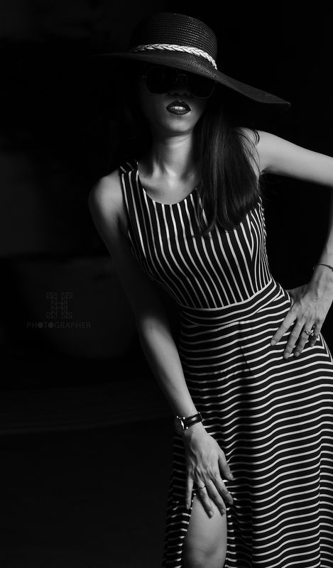 B&W фото превью