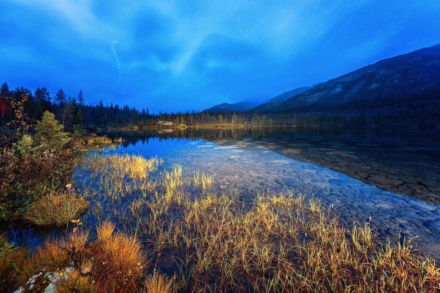 #природа #Россия #colour #colourful #forest #autumn #snow #russia #nature #nationalgeographic #travel #water #love #lovethis #canon #кольский #кольскийполуостров #natureonly #tree #traveltheworld #september #view #beautiful #photographer #river #feo_man #, Александр Романов