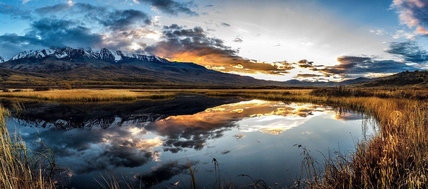 Алтай, озеро, осень, закат, вода, горы, облака, панорама, Дмитрий Дубиковский