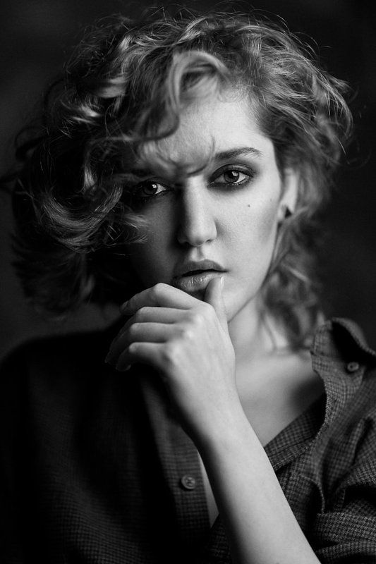 portrait, headshot, girl, model, retouching, studio, lighting, canon, 85mm Katy фото превью
