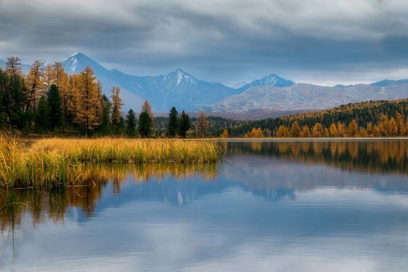 Мила Мне тишина неведомых озёр... фото превью