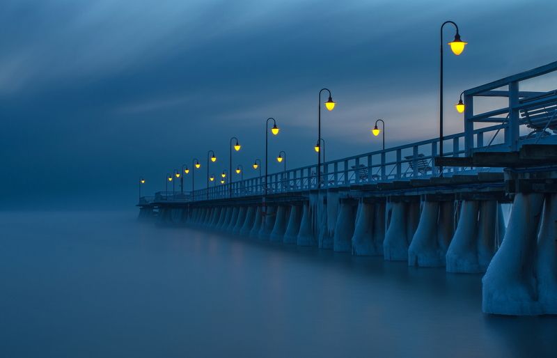 Mysterious pier фото превью
