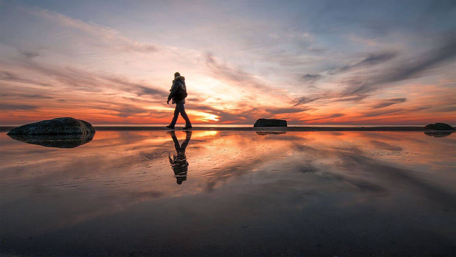 Man, Sky, Sunset, Daiva Cirtautė