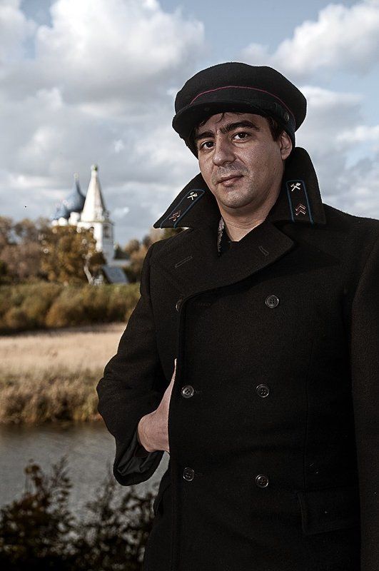 Прохожий фото превью