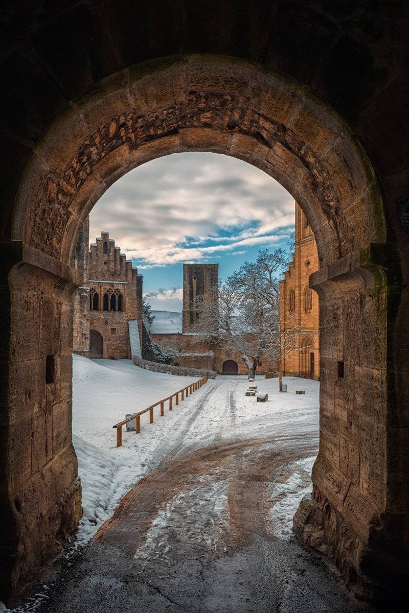 зима снег, Юрий Юрьев