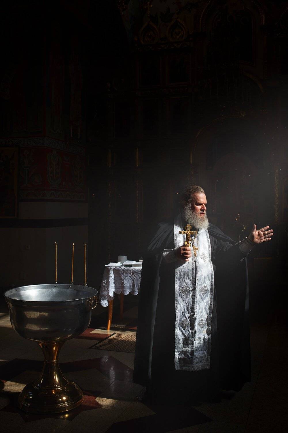 Батюшка, Купель, Свет, Свечи, Собор, Церковь, Инна Сухова
