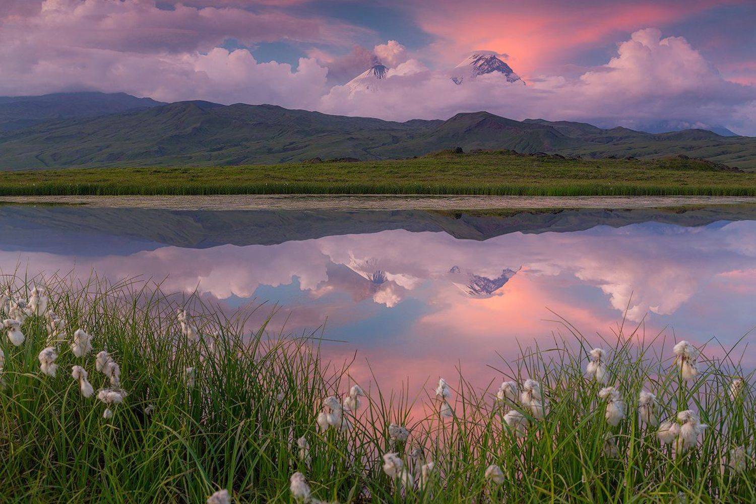 камчатка, вулкан, извержение, закат, пепел, снег, пейзаж, природа, озеро, облака,, Денис Будьков