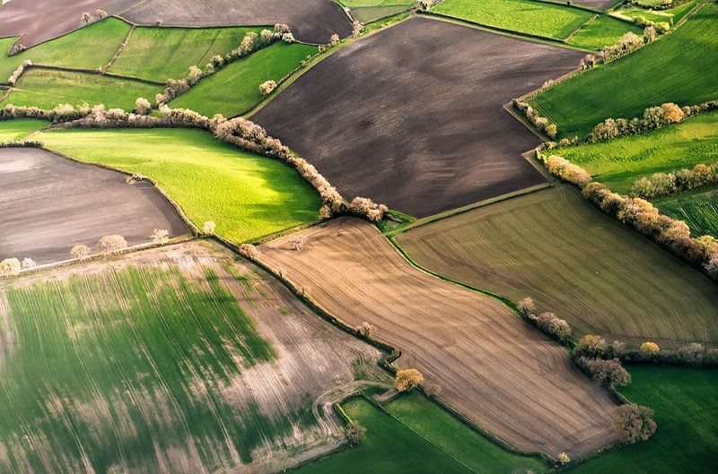 Somewhere over Wales фото превью