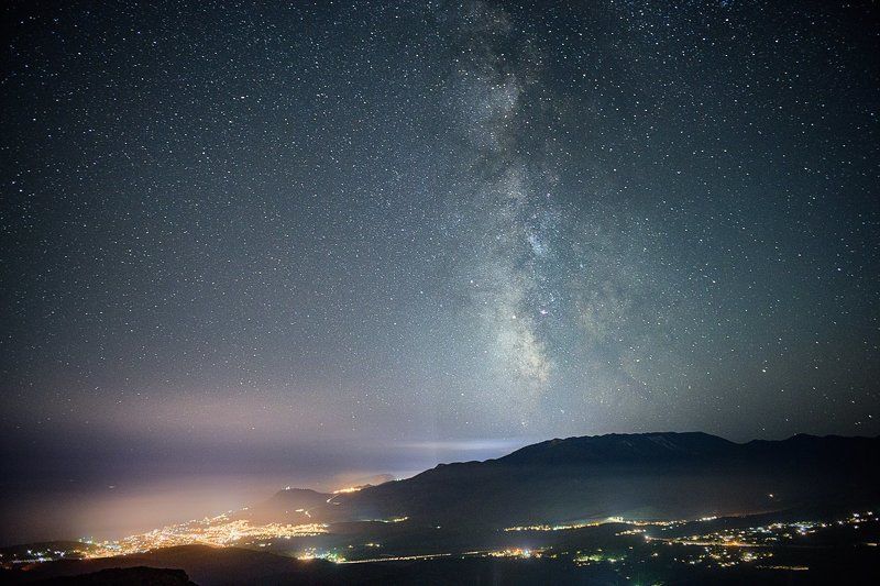 крым, алушта, звезды, ночь, млечный путь Млечный путь над Алуштой фото превью