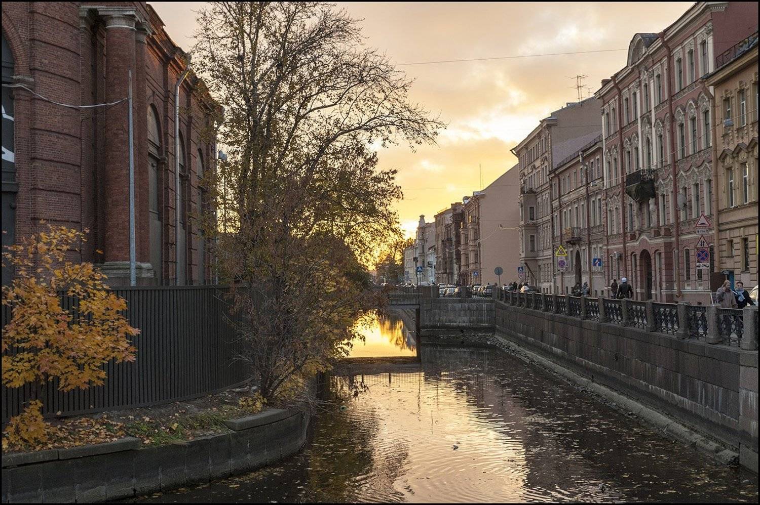 адмиралтейский канал новая голландия октябрь, Cмирнов Юрий