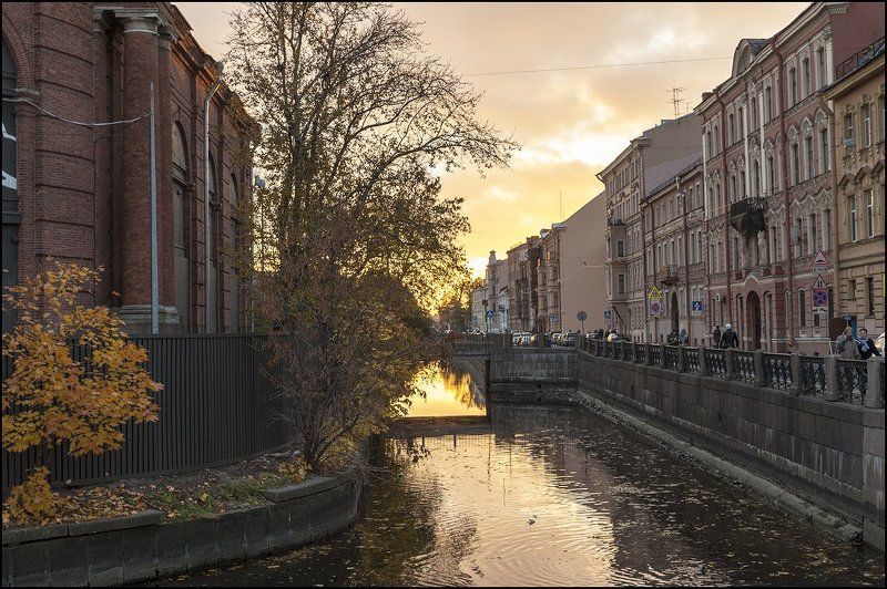 адмиралтейский канал новая голландия октябрь  фото превью