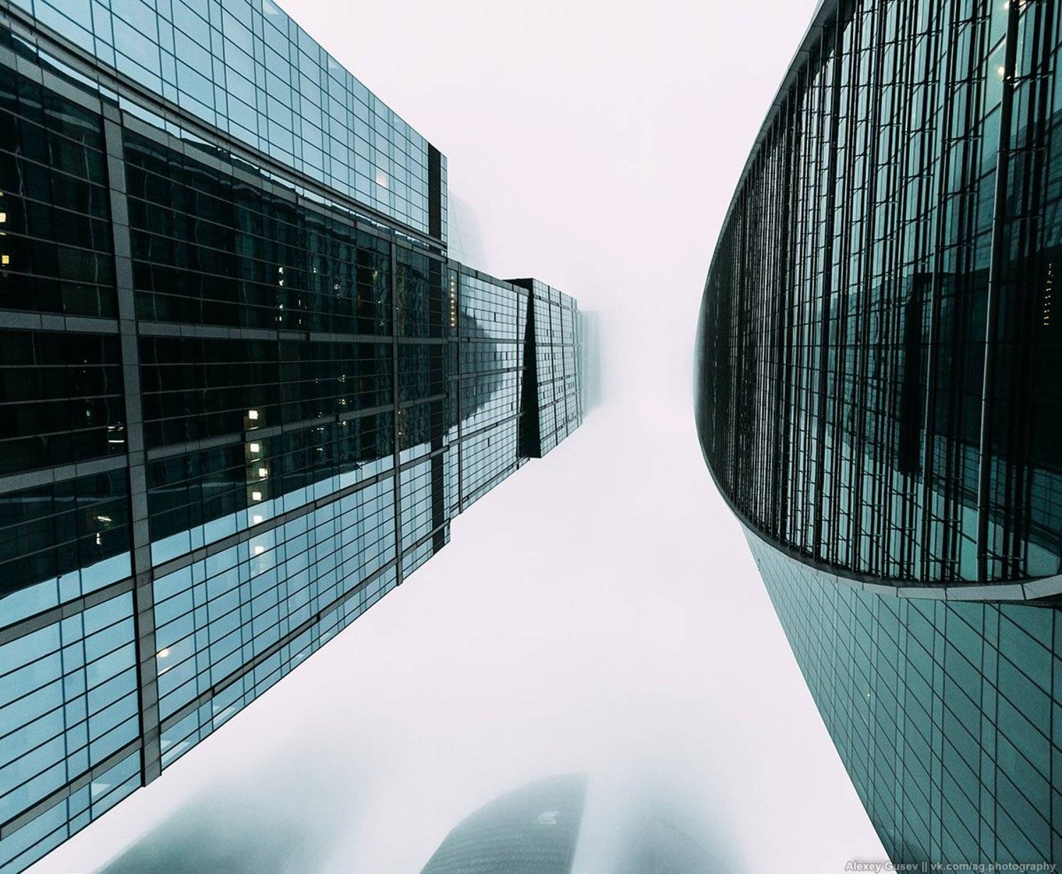 city,urban,building,moscow,sky,grey,steel,glass,concrete,air, Алексей Гусев