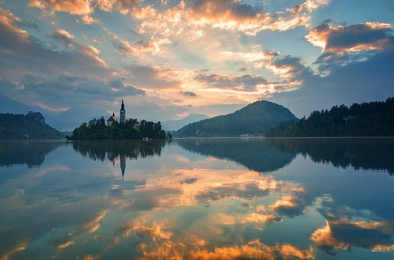 рассвет, Словения, озеро, Блед, пейзаж, отражение Бледский рассвет фото превью