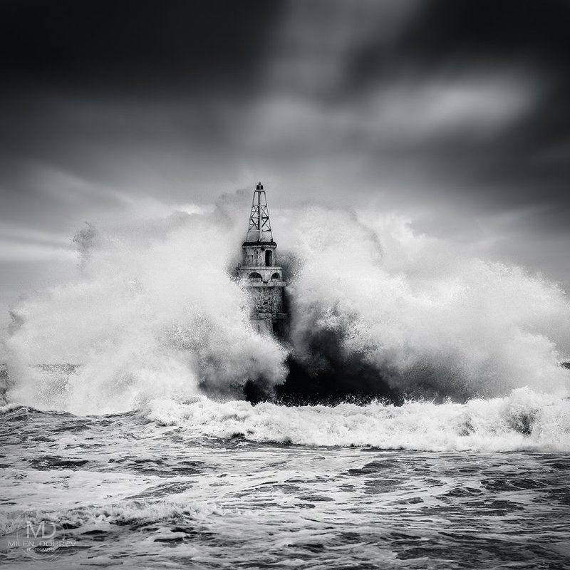 storm,nature, b&w, black sea, lighthouse  фото превью