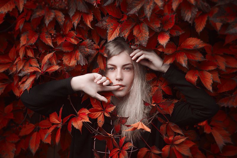 портрет,девушка,осень,цвет,яркий,волосы,красота,portrait,art,creative,girl,beutiful,autumn,red,glamour,young,hair,eyes,skin,sexy Осень фото превью