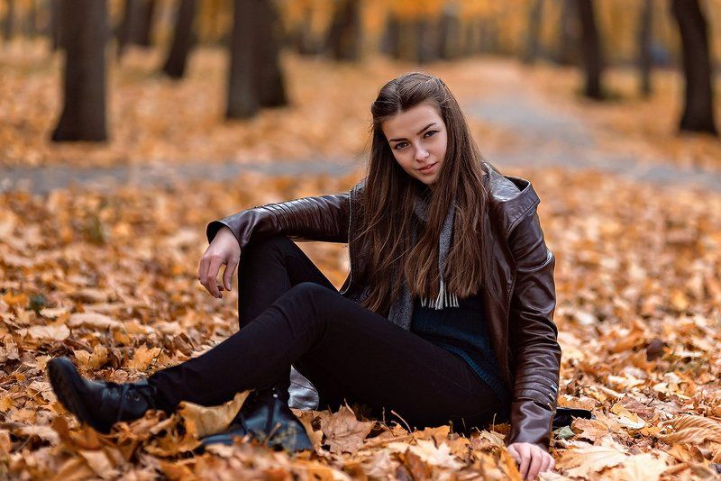 девушка,осень,парк,город,85мм, осеннее.. фото превью