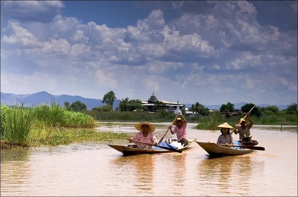 женщины на озере, makedonskaja