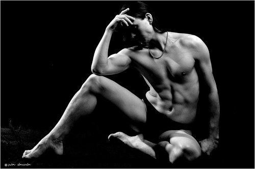 Мыслитель....\или о красоте мужских тел\