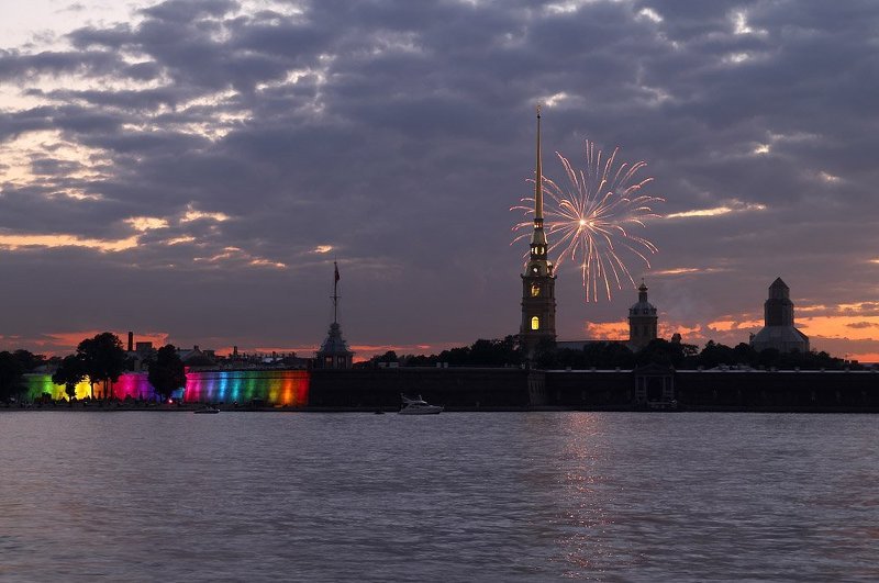 нева, вода, крепость, освещение, огни, праздник, салют, вечер В ожидании праздника фото превью