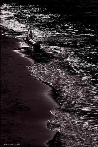 ... в набежавшую волну....