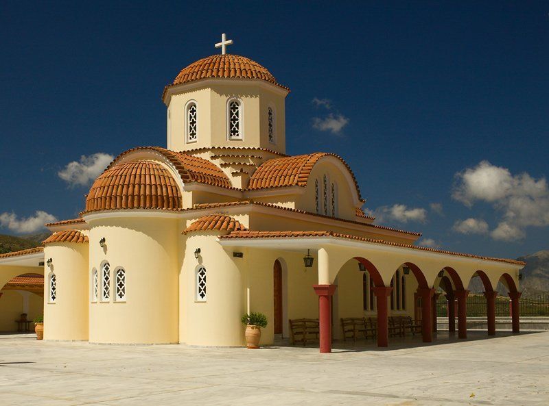 Православный храм в Греции фото превью