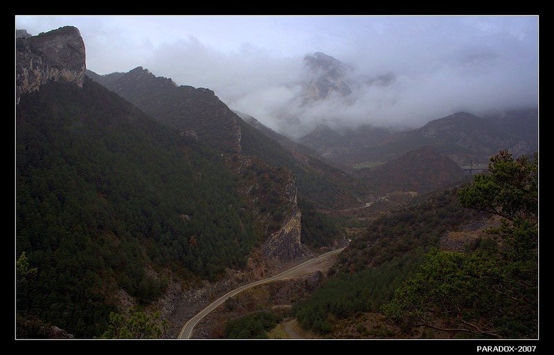 испания, каталония, каталонские пиренеи, горы, дороги, туман, paradox В краю целительных туманов фото превью