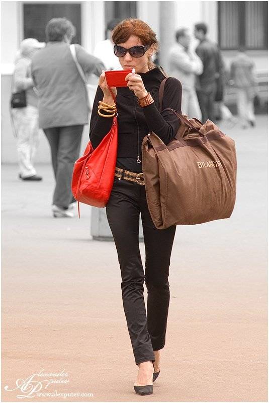 белорусский вокзал,девушка,жанр, Александр Путев