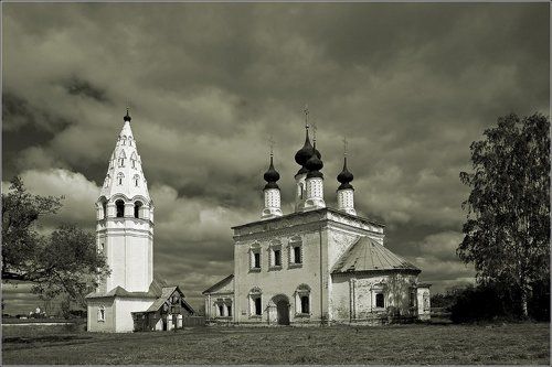 Взгляд сквозь века (ч/б)