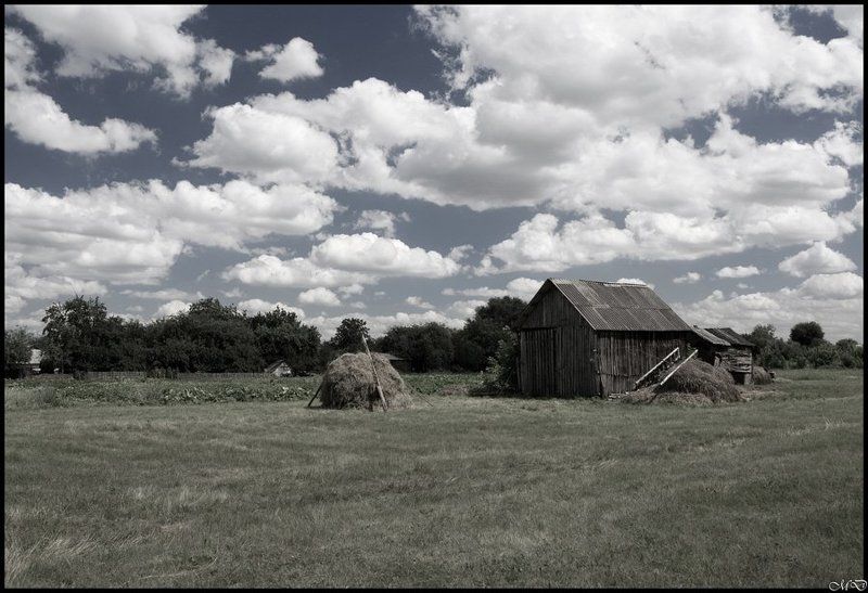 пейзаж,вид,сено,деревня,сарай,облака Вдали от городской суеты фото превью