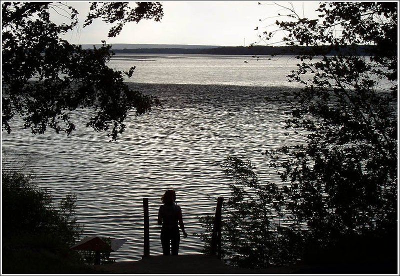 волга, гроза, лето Перед грозой фото превью