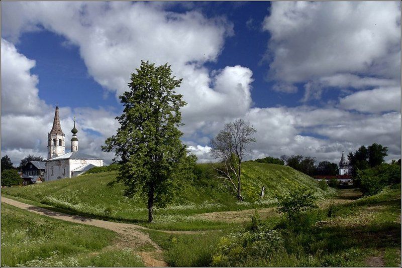 древний, оборонительный, вал, суздаль, золотое, кольцо Как древний вал не обойдешь, всегда к церквушке попадешь фото превью