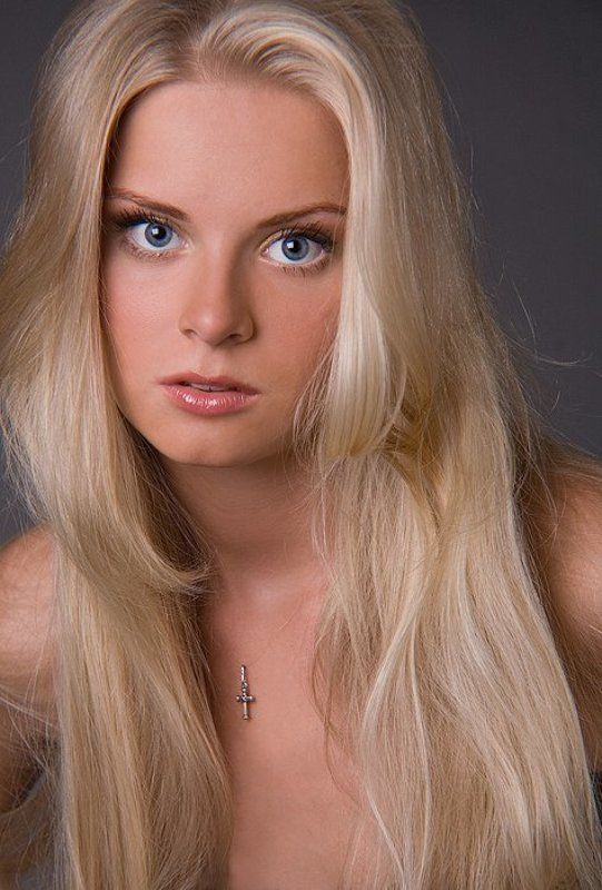 девушка глаза волосы Нина [3] фото превью