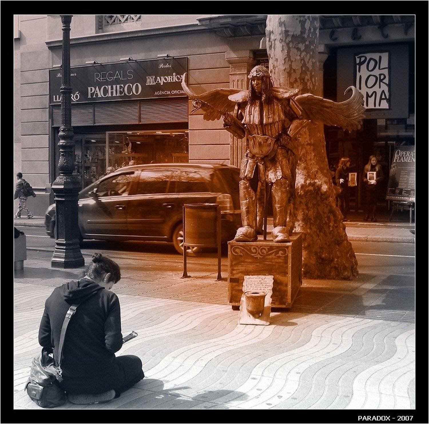 барселона, рамбла, живая скульптура, аттракцион, paradox, PARADOX