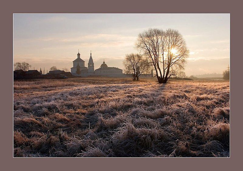 Монастырский рассвет фото превью