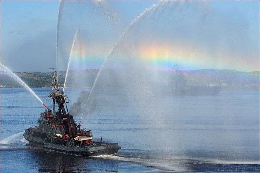североморск,парад,радуга, Александр Рогачёв