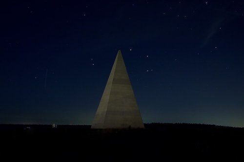 спящая пирамида