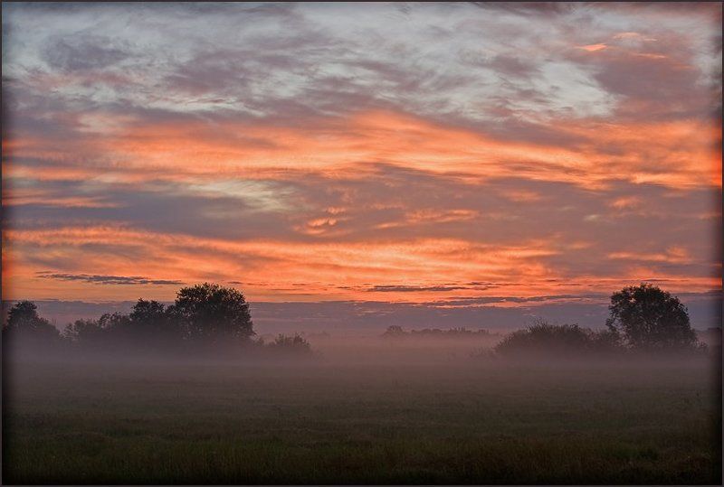 старая ладога, утро, рассвет, туман, небо, облака кровавый рассвет фото превью
